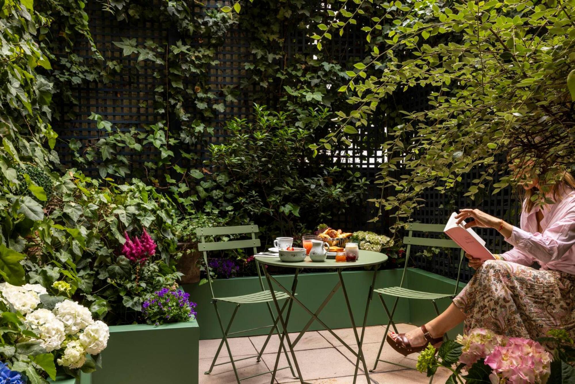 Hotel Le Saint Gregoire Париж Екстериор снимка
